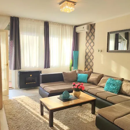 Apartment Strandfuerdo Eger